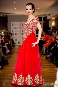 Karakou algerien montreal robe rouge